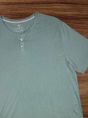 Free Fly Men’s Green T-Shirt. Size 2XL